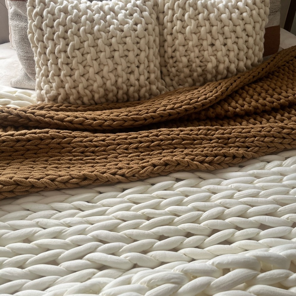 Looped with Love - Picture 3 of 8